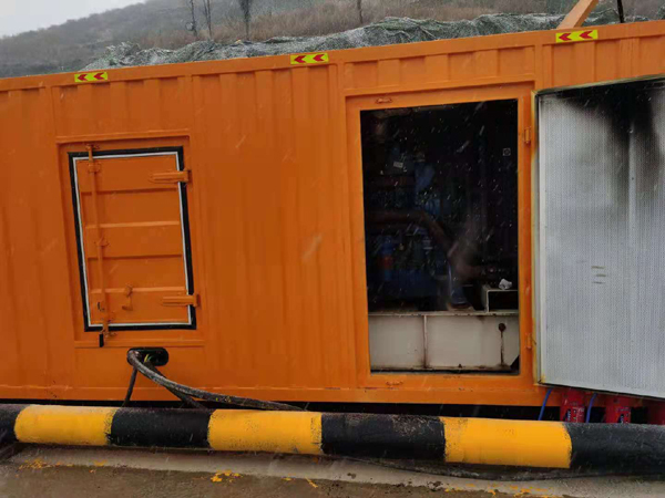 陵水发电机出租 柴油发电机组电压低报警怎么办？