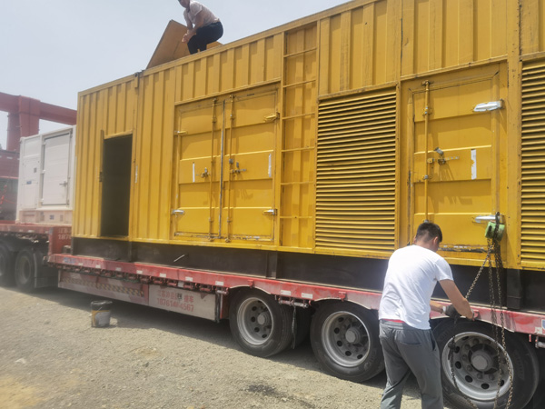 陵水发电机出租100KW发电机需要什么规格的电缆线？