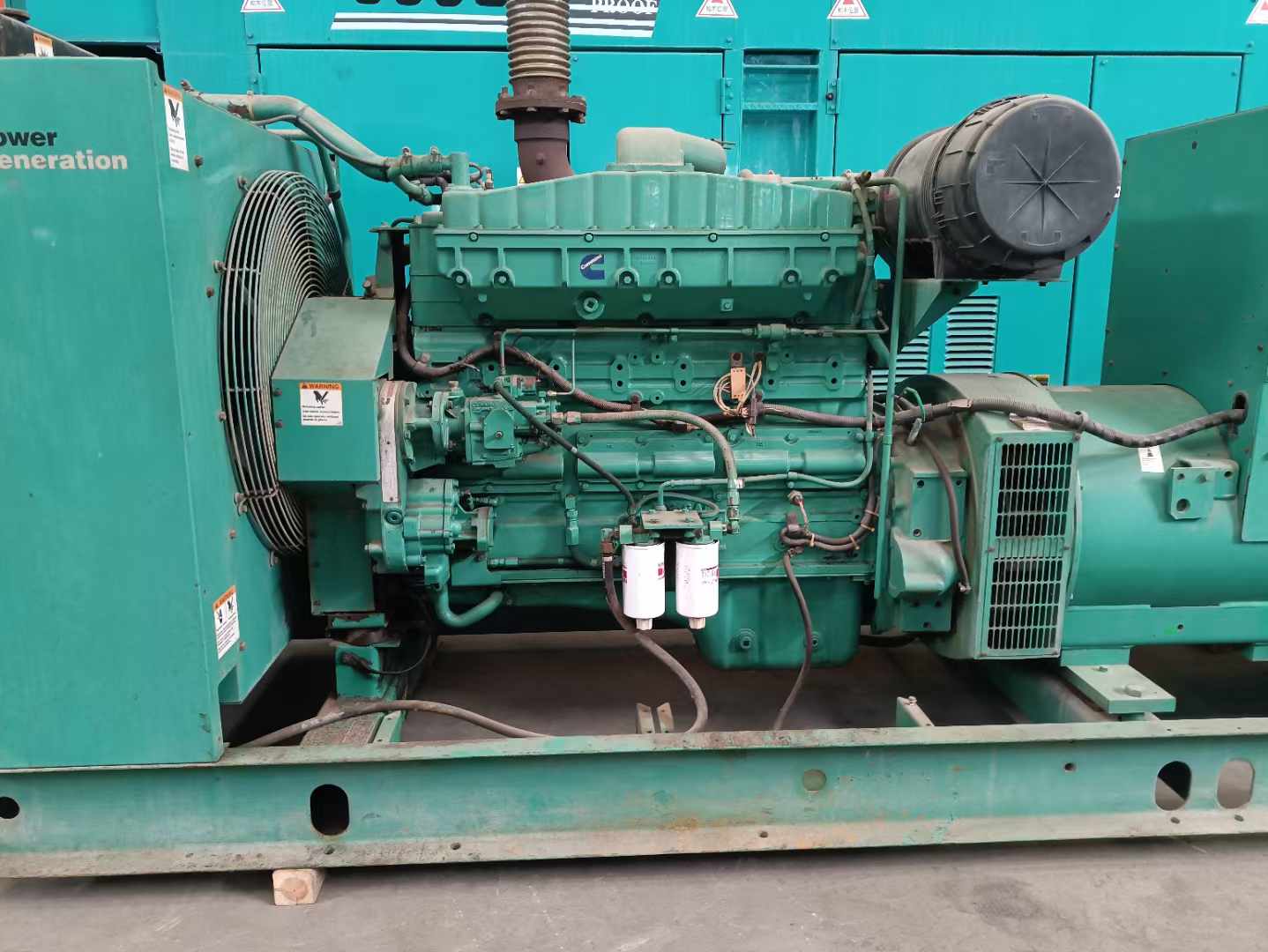 陵水过载会对 600kW 柴油发电机组造成哪些损害？