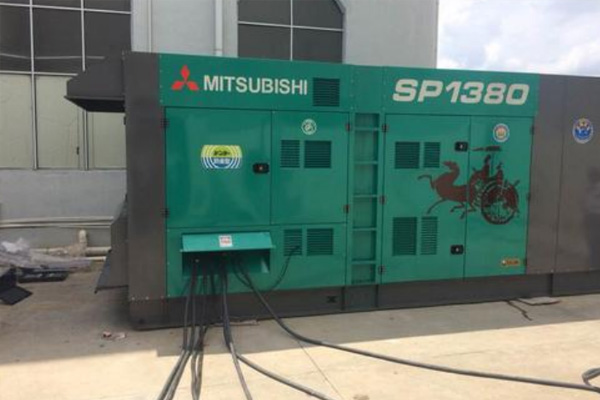 陵水为什么有些柴油发电机组的输出电压可以调节？